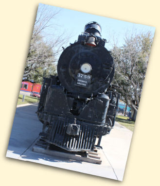 ATSF 3751 #3759, Kingman, AZ