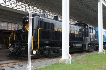 NW RS-3 #300, Virginia Museum of Transportation