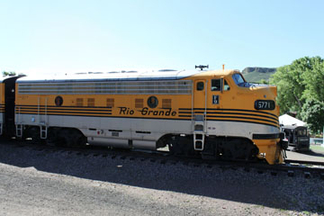 DRGW EMD F9 #5771 & 5762, Colorado Railroad Museum