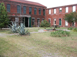Workers Garden, Savannah Roundhouse Museum