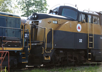 CIL EMD BL2 #32, Kentucky Railway Museum