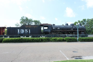 SLSF 1350 #1351, Memphis
